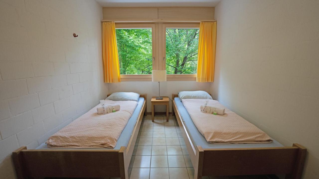 Delemont Youth Hostel Hostel *